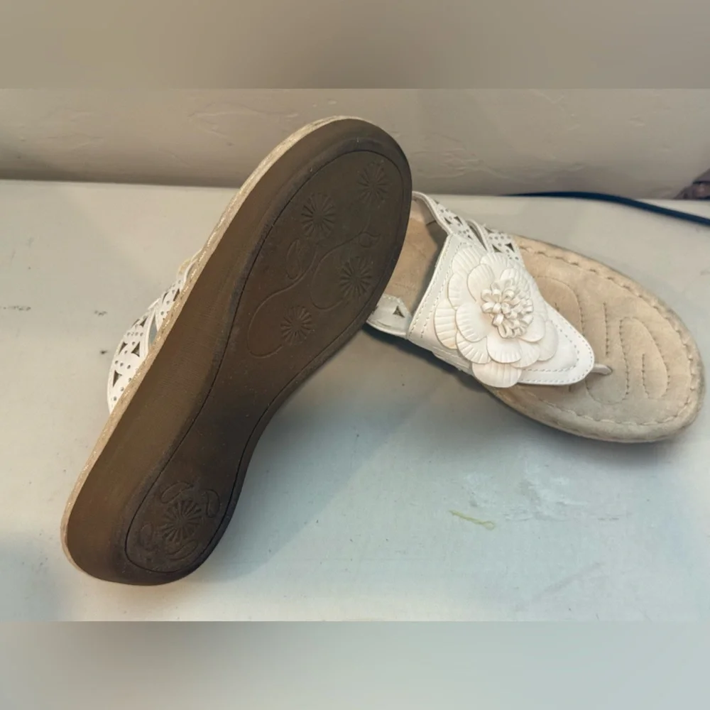 Women’s Cliff by White‎ Mountain Cynthia Sandals size 9M